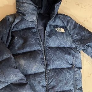 Boy’s New reversible North face down jacket.